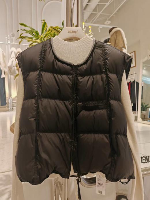 【门店同款】ENJOY冬季“暖冬知性”领口包边羽绒马夹 167994326 商品图1