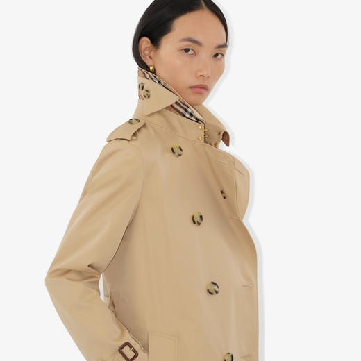 BURBERRY 巴宝莉 女士肯辛顿版型 – 长款 Heritage Trench 束腰风衣 米色 8079414 A1366 商品图4