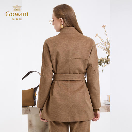 乔万尼新品冬装收腰复古斜门襟设计感羊毛大衣ED4A751 商品图4