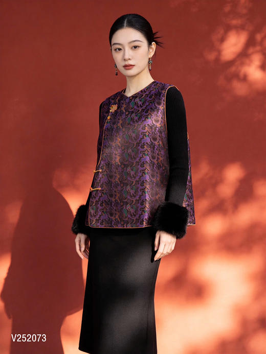 V252073马甲 商品图1