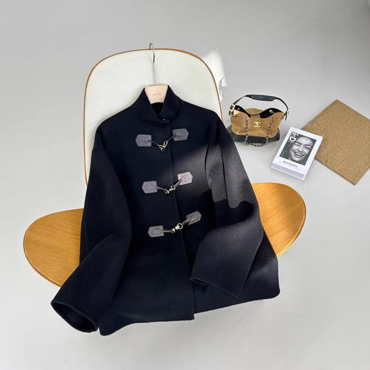 【来点不一样的】柜6400+！100绵羊毛复古立领皮革金属搭扣双面呢大衣毛呢外套女冬款！ 商品图0