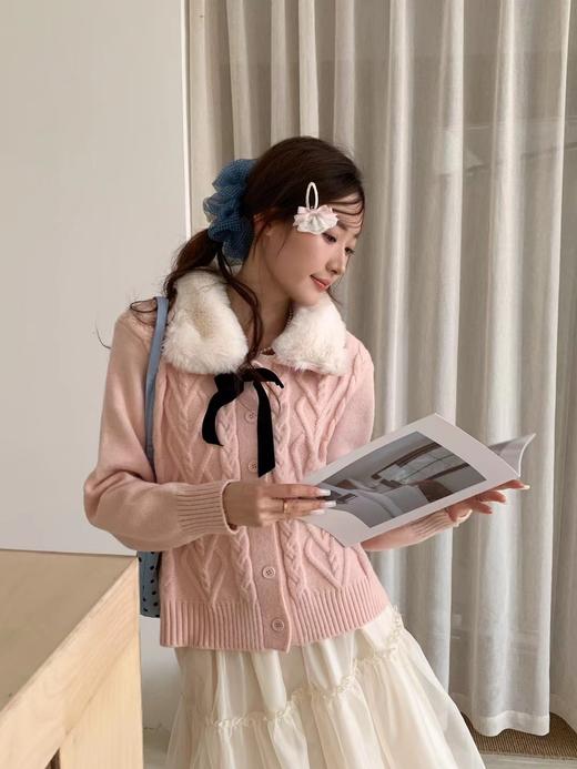 甜美款带毛领黑蝴蝶结开衫毛衣-纪念日百货门店同款168899179 商品图0