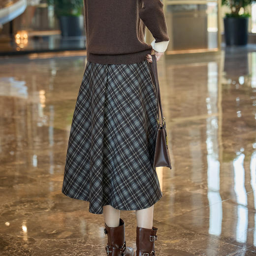 奢姿大码女装2025冬季时尚格纹设计半身裙胖妹妹气质复古显瘦裙子9954435237 商品图3