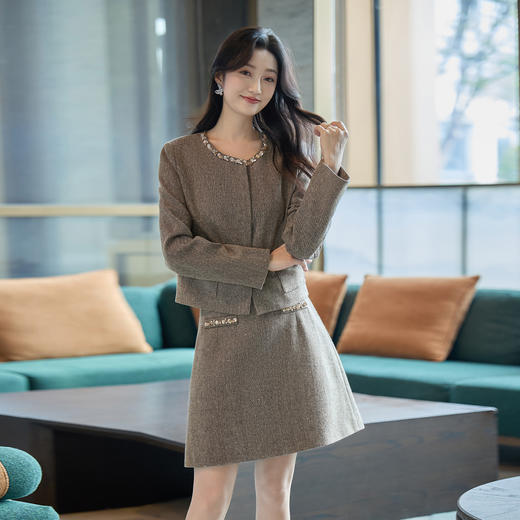 奢姿大码女装2025冬季时尚粗花呢小香风套装胖妹妹气质显瘦两件套9954991140 商品图0