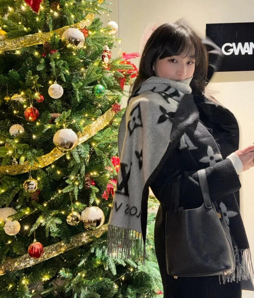 YP75-驴家经典款印花流苏围巾（DSX） 商品图2