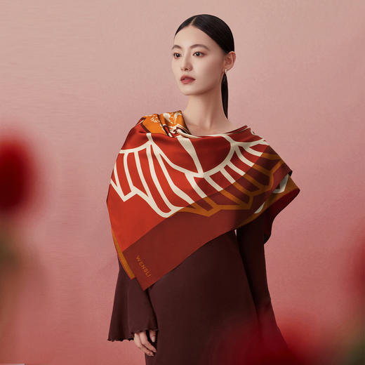 万事利“好运连连”88厘米双面印花真丝大方巾 商品图0