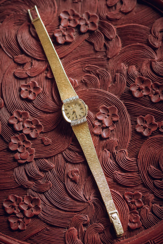 独角鹿西洋古董1970年代瑞士顶级钟表品牌劳力士Rolex出品编织纹理14K黄金表带水晶镶嵌钻石表盘女士腕表 商品图2