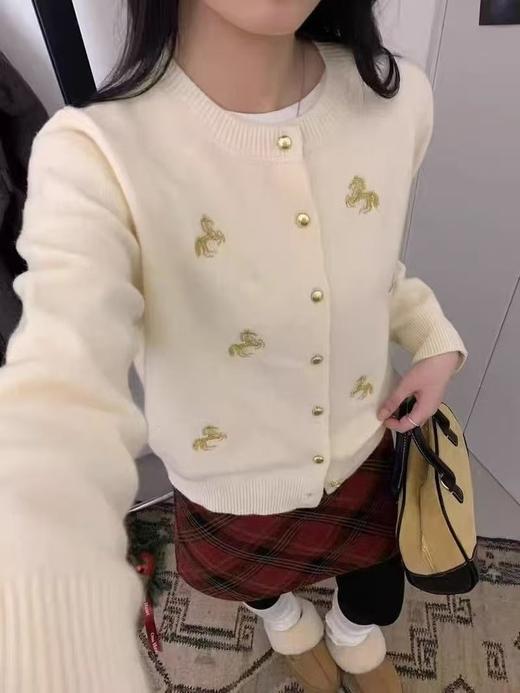 热卖中！！！BFAG.Profit发财黄金小马针织开衫  时尚发财小香风外套 商品图6