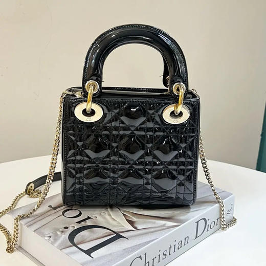 Dior 戴妃 三格 黑金 漆皮 斜挎包 商品图1
