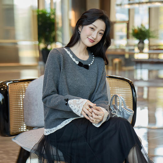 奢姿大码女装2025冬季时尚蕾丝设计圆领针织衫胖妹妹气质减龄上衣9854670713 商品图0