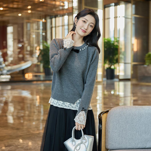奢姿大码女装2025冬季时尚蕾丝设计圆领针织衫胖妹妹气质减龄上衣9854670713 商品图1