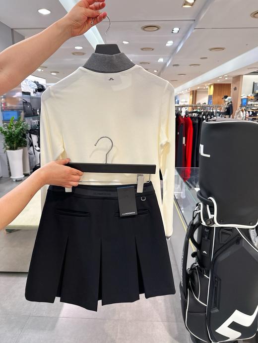 JL家早春新款女士撞色简约长袖来啦！韩版🇰🇷渠道系列❗️原厂刷毛弹力面料，柔软细腻软糯面料，简约学院风polo衫，减龄又好看！早春新款✨整件是比较轻薄的，没有负重感，穿上暖乎乎！ 商品图1