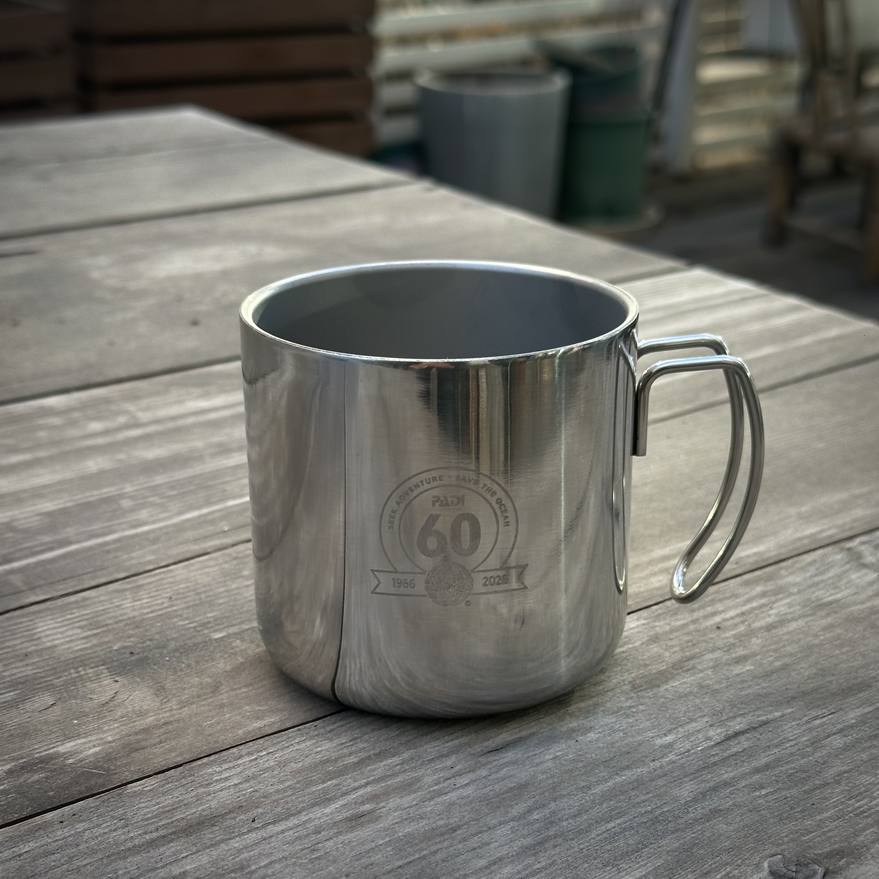 PADI Gear 60周年桌面杯