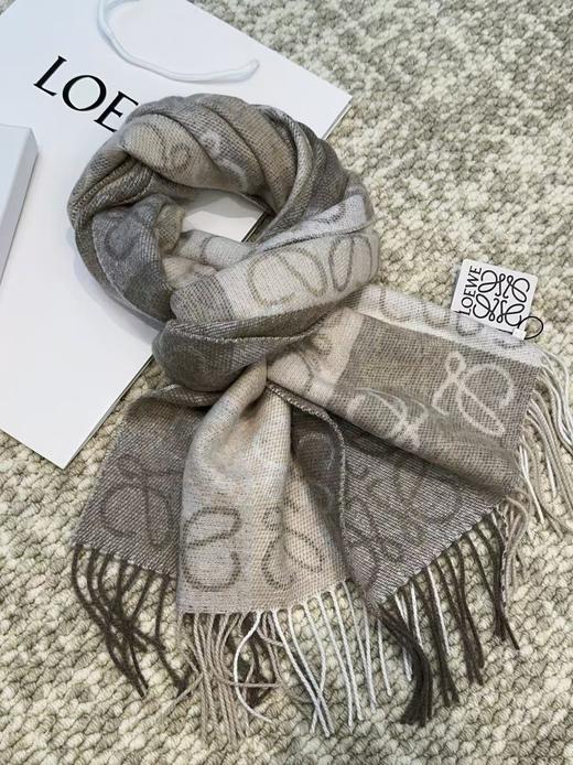 YP73-新款罗意威棋盘围巾（DSX） 商品图3