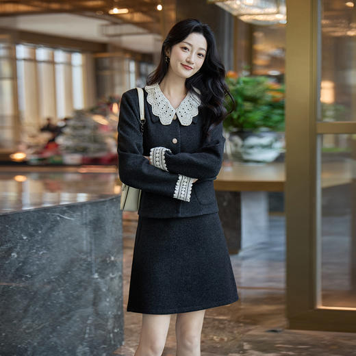 奢姿大码女装2025冬季撞色翻领袖口花边外套半裙套装小香风两件套9954970700 商品图1