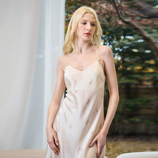 Solo seta22姆米女士真丝印花睡裙桑蚕丝吊带短裙情人节送礼春夏 商品图1