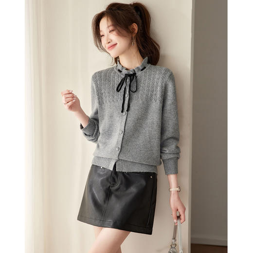 「自」全新升级【铂金会员183/天猫249/差价66】(35202)洛诗琳时尚设计感抽绳木耳边毛衣2026春季新款法式针织上衣女 商品图3