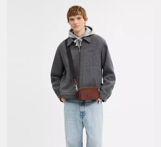 好折！Coach男士Wyatt斜挎包 双口袋只要￥1199直邮到手 商品图6