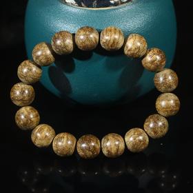 BC.AON1.22-6    加里曼丹九分沉手串，12.92mm，17.93g。