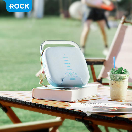 哆啦A梦ROCK星光-便携式支架无线充台灯音箱多功能 商品图9
