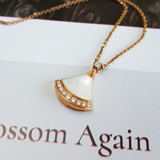 【95新】BVLGARI宝格丽DIVAS’DREAM系列358365  玫瑰金小号白贝母镶边钻扇子项链链长约44cm女士 170126NJT41 商品图3