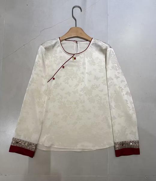 【门店同款】ENJOY春季“画中行”漫月白茶中式上衣 169443940 商品图0