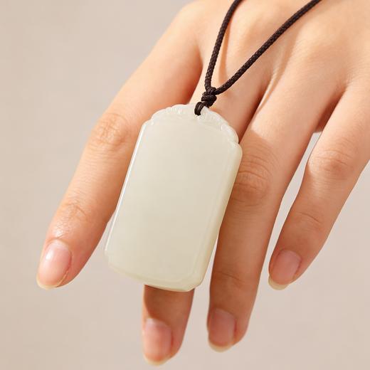 天然和田玉平安无事牌吊坠 新中式玉佩 男女同款保平安挂件 商品图1