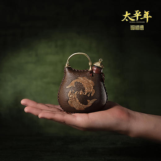 铜师傅 吴越水囊《太平年》联名款  官方正版授权 家居工艺品摆件 商品图4