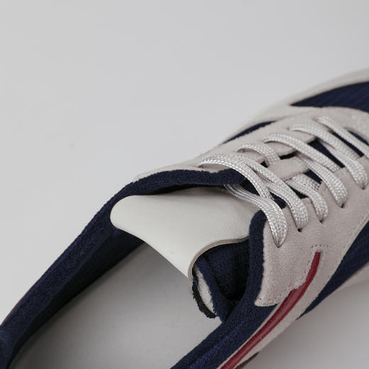 ROMI STUDIO牛反绒皮拼牛皮丝柔感拼色复古阿甘运动鞋 RWCLP37081 商品图6