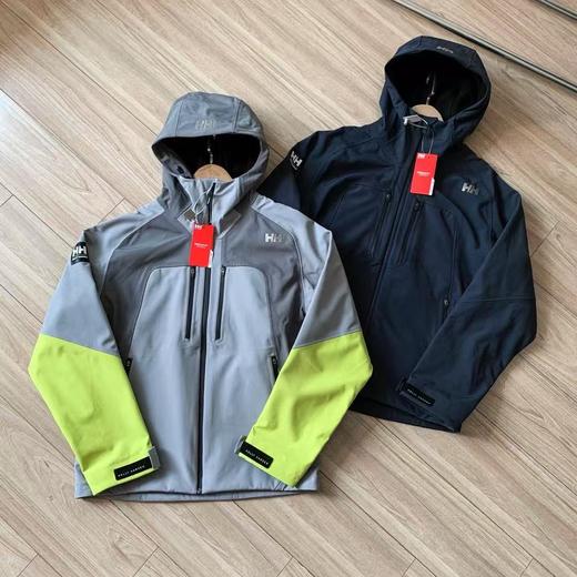 【cz1】情侣秋冬新品户外防泼水全压胶软壳外套！！ 商品图1