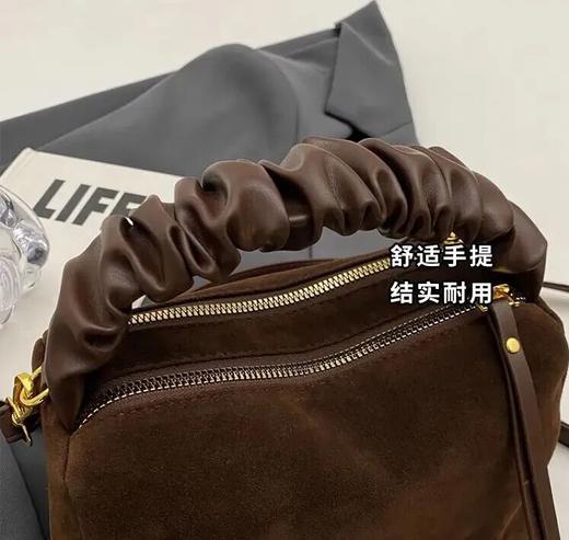 麂皮绒包包系列 ｜ 3款爆火包包，高级老钱风，一搭很时髦！ 商品图7