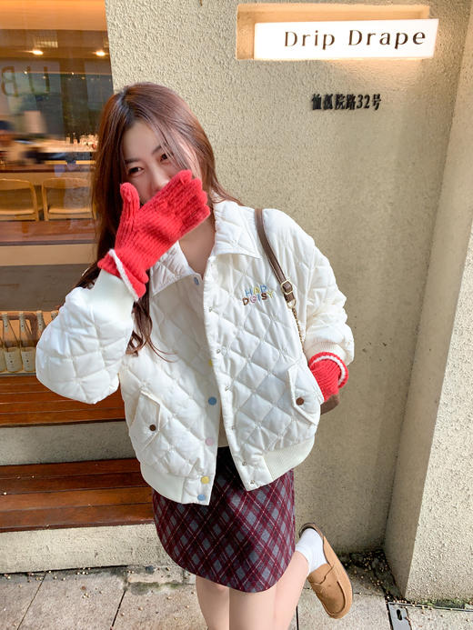 <曾小咸推荐>现货秒杀 ！微信超特价！字母刺绣翻领菱格短外套 日常289.99 立减140 秒杀149.99！！ 商品图13