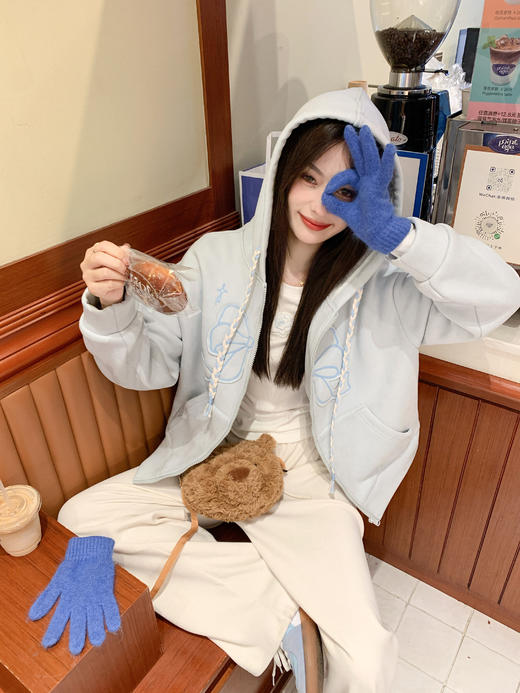 <曾小咸推荐>现货秒杀 ！微信超特价！刺绣蝴蝶结连帽加绒卫衣 日常269.99 立减140 秒杀129.99！！ 商品图10
