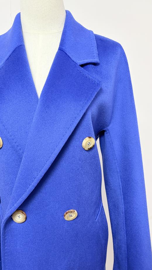 【直播大场福利】编号130 经典王室蓝 双排扣 大衣 100%纯山羊绒 超级显白 不退不换 商品图3