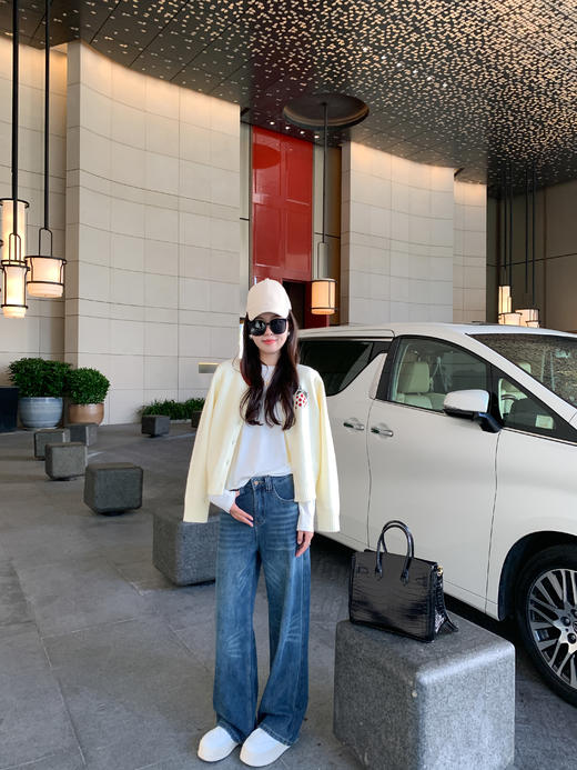 <曾小咸推荐>现货秒杀 ！微信超特价！撞色毛衣开衫 日常189.99 立减100 秒杀89.99！！ 商品图9