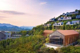 🍃 杭州桐庐康莱德酒店 × 春日雅集 · 湖景豪华套房 · 一晚套餐