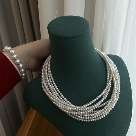 忍不住还是要分享的一批珠光 爆亮3-3.5mm 罕见mini尺寸 精致整齐 基本达到佩戴视觉感正圆 珠子无暇级别精品 最主要是bao亮 这也是最重要的指标 商品图0