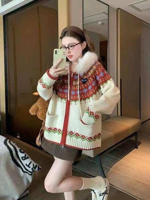 F012419甜酷风的费尔岛提花连帽针织开衫短款宽松连帽设计外套 商品图3