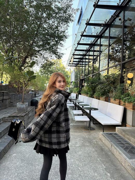 【非质量问题不退】PP36-缪缪 格纹拉链开合绒感外套（PP） 商品图3