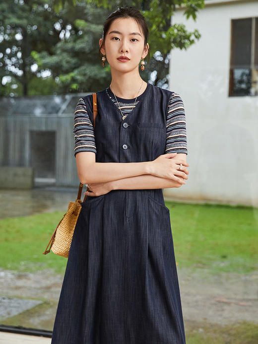 V 领牛仔背心裙女 2026 春装新品 原色深蓝收腰显瘦通勤中长款 A 字裙 商品图0