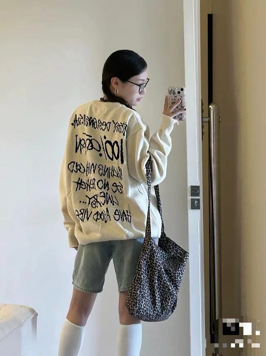 F012435新品后背字母提花情侣款圆领针织毛衣 商品图8