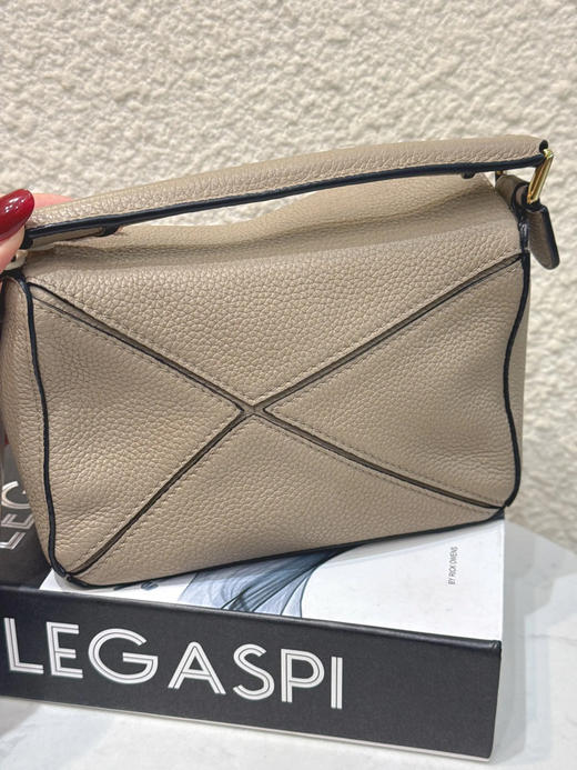 罗意威 几何 mini 沙色 牛皮 斜挎包 商品图1