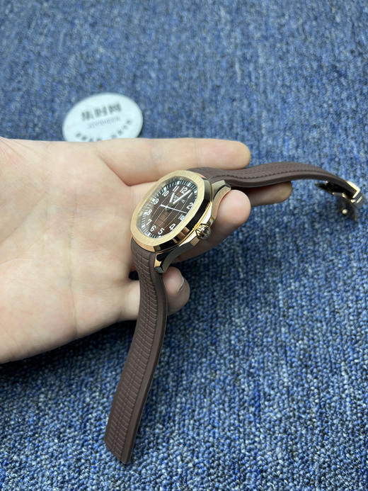 百达翡丽"手雷"AQUANAUT系列5167A 金手雷 男士腕表再现佳作！
机芯：搭载原装进口西铁城 商品图4