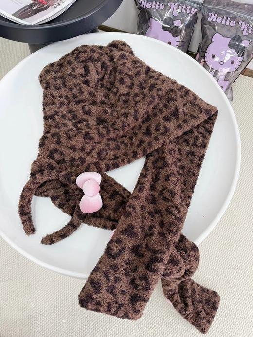 F012468二合一设计联名款豹纹毛绒手套帽子围巾 商品图8
