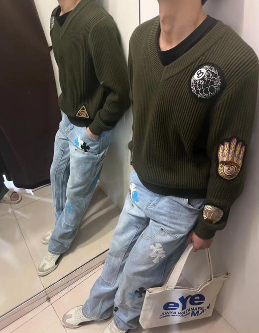 F012434联名款重工徽章贴布绣情侣V领针织毛衣 商品图5