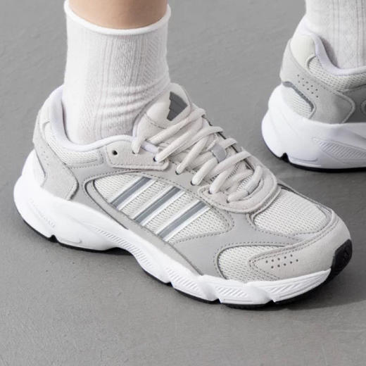 MJ| Adidas阿迪达斯女款低帮缓震透气运动休闲鞋 商品图0