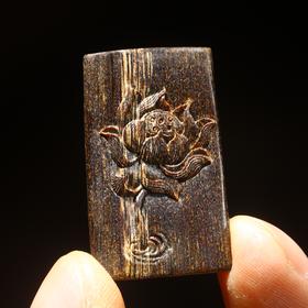 BC.LT1.23-8  东马沉水(莲花)，1.53g