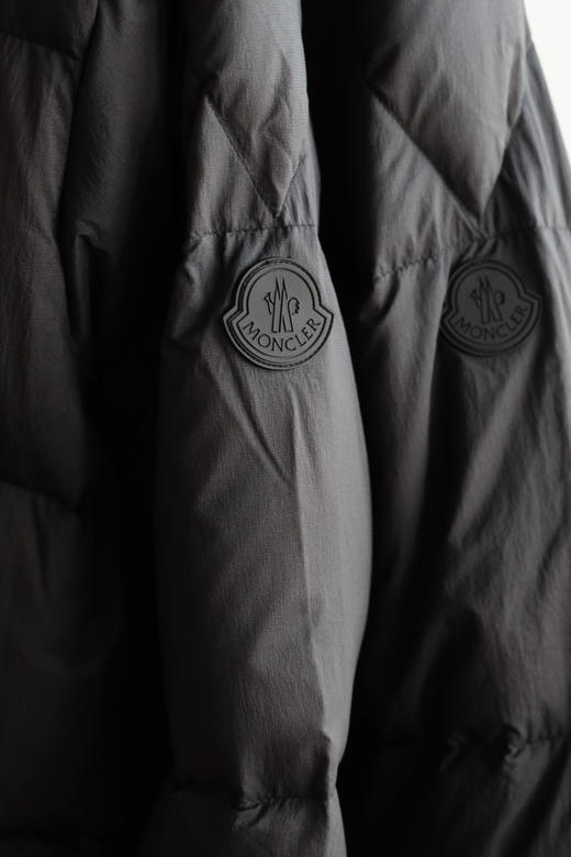 M0nc1er黑标 L0ff Jacket 中长哑光雾面 超轻面料羽绒服 YR207 商品图5