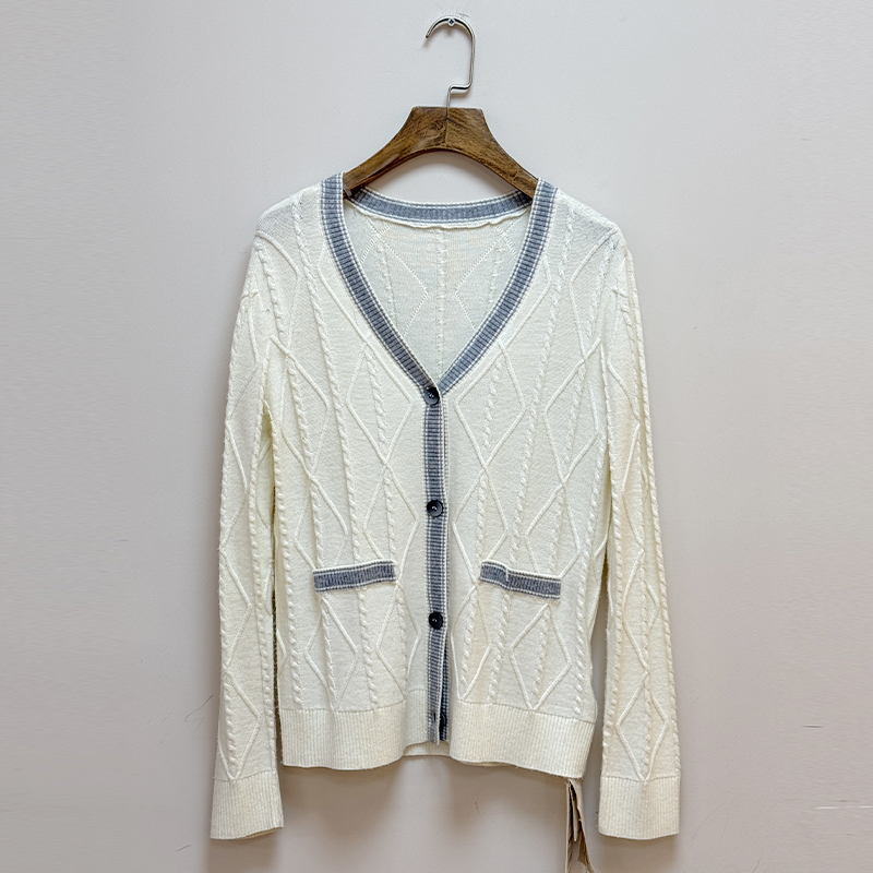 Famecoco范可儿休闲款针织开身毛衫F225DA005 商品缩略图0