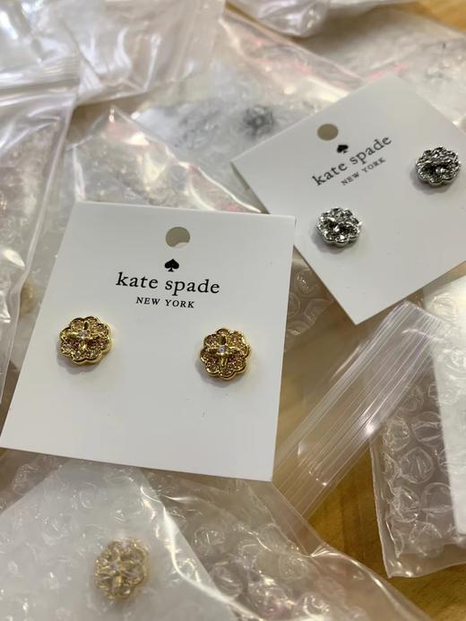 F012418四叶花瓣搭配璀璨镶钻耳钉925银针 商品图3